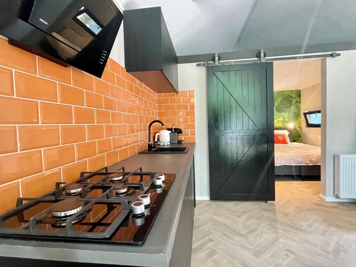 Cosy Tiny Lodges - Vakantiepark Kempenbos Diessen Dış mekan fotoğraf
