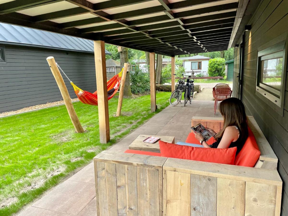 Cosy Tiny Lodges - Vakantiepark Kempenbos Diessen Dış mekan fotoğraf