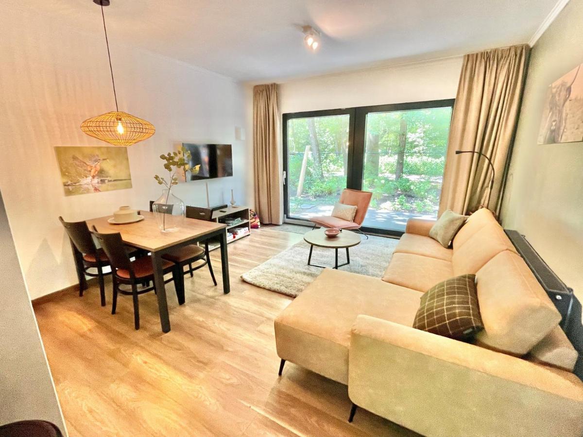 Cosy Tiny Lodges - Vakantiepark Kempenbos Diessen Dış mekan fotoğraf