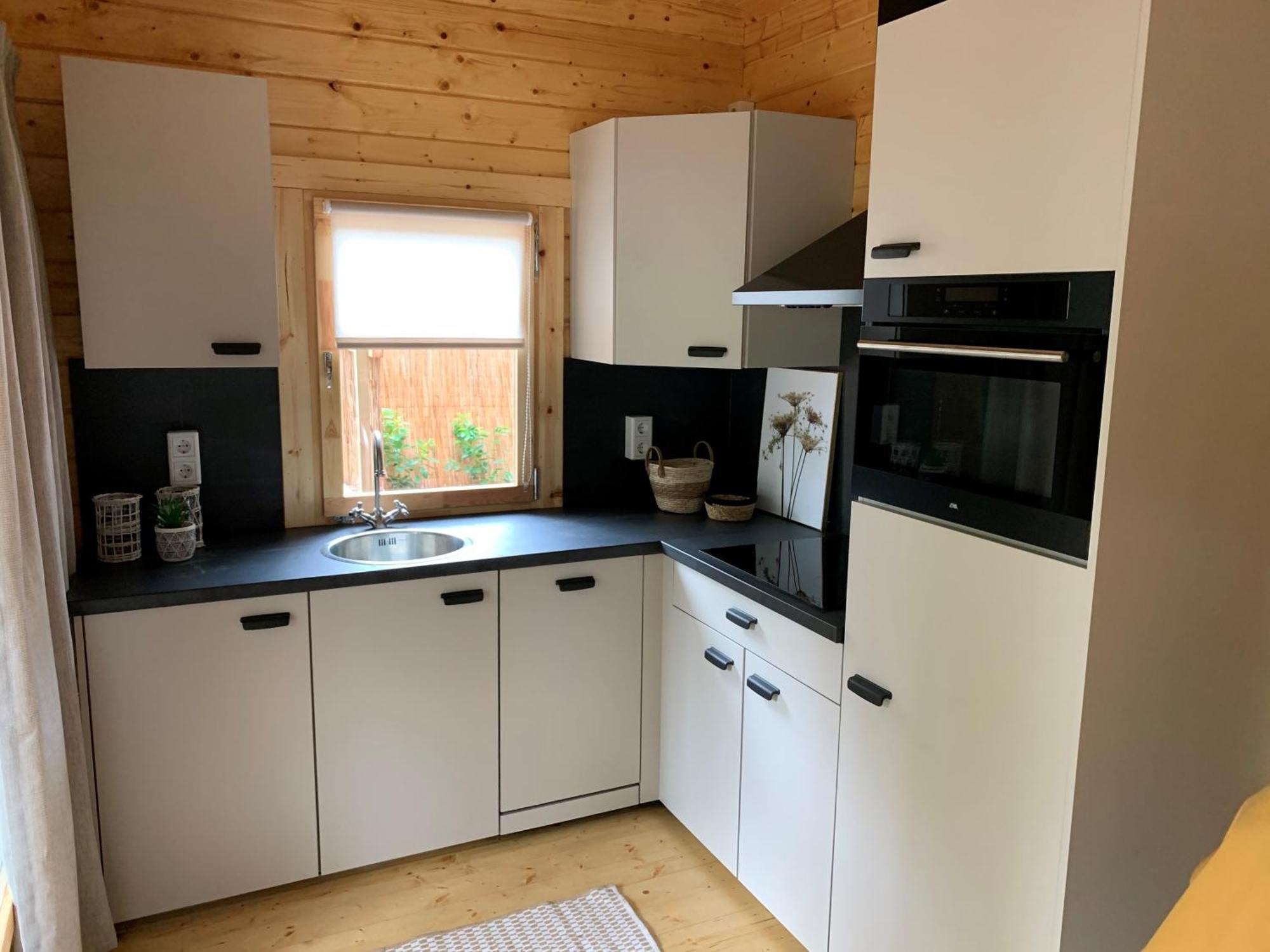 Cosy Tiny Lodges - Vakantiepark Kempenbos Diessen Oda fotoğraf