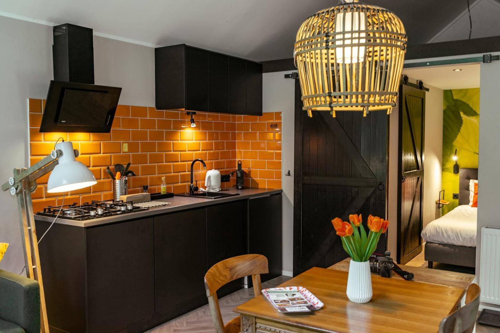 Cosy Tiny Lodges - Vakantiepark Kempenbos Diessen Dış mekan fotoğraf